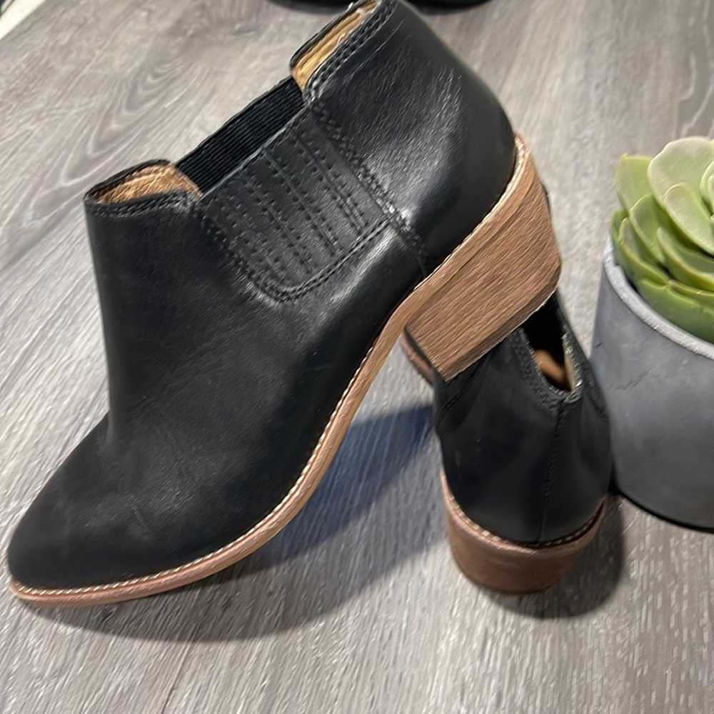 Madewell size 6 black leather woman’s ankle boots - image 9