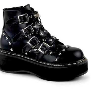 Demonia Emily 315 ankle boots. - image 1