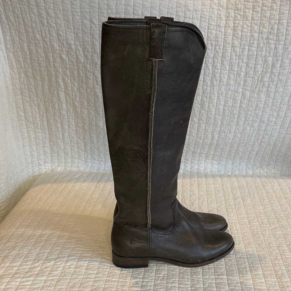 FRYE Women’s Cara Boots in Smoked Leather / Size … - image 3