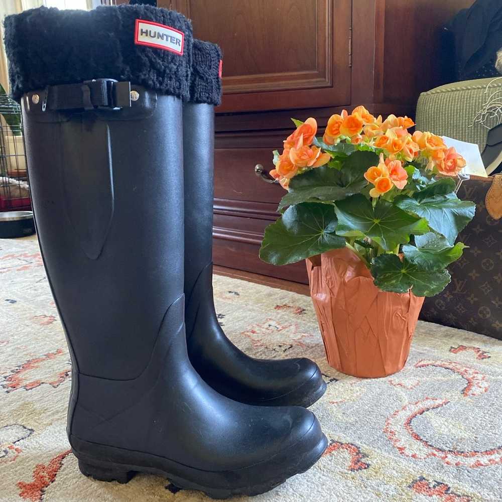 Hunter boots size 8 with fleece Liner - image 1
