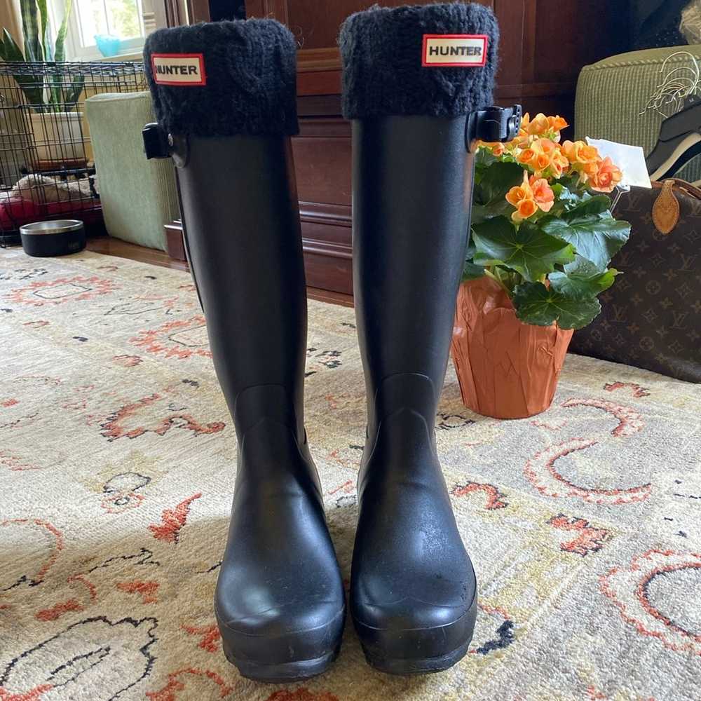 Hunter boots size 8 with fleece Liner - image 3