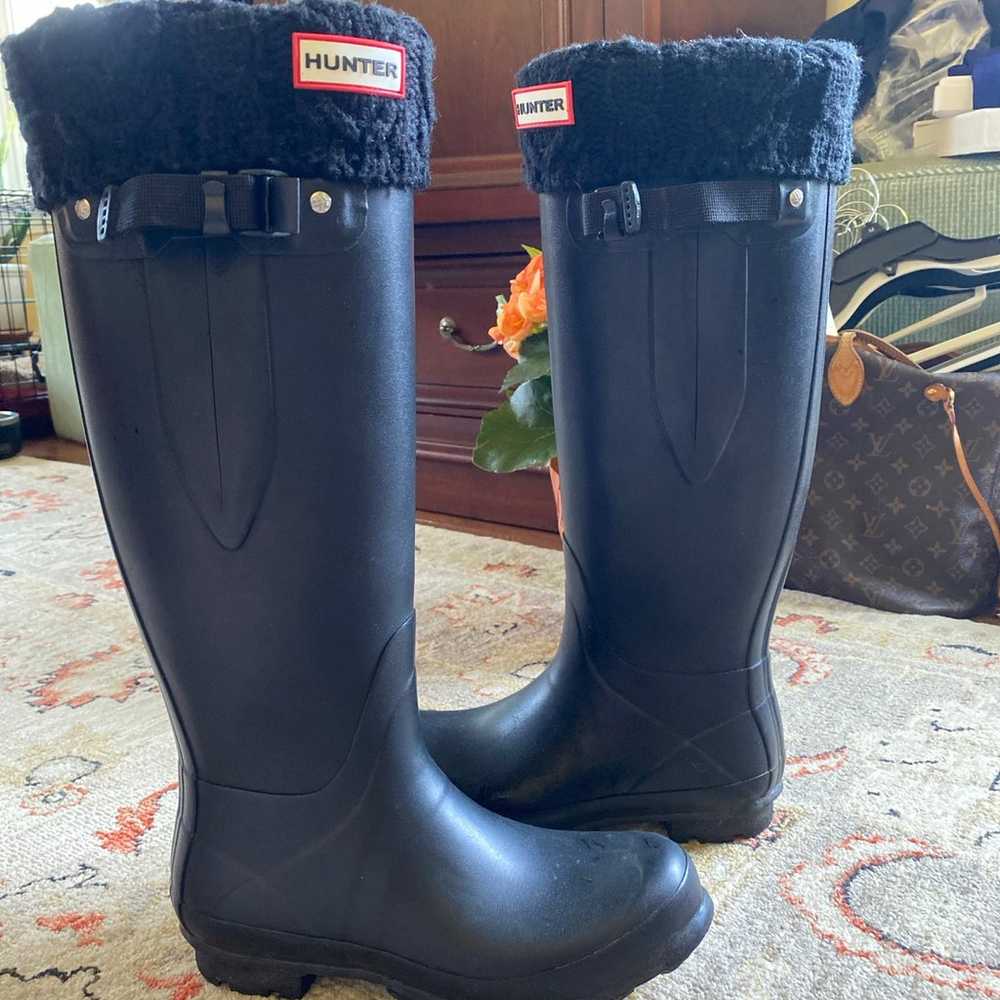 Hunter boots size 8 with fleece Liner - image 6