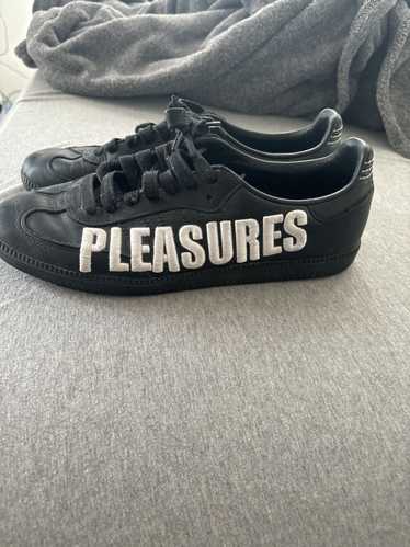 Adidas × Pleasures Pleasures x Samba '3D Embroider