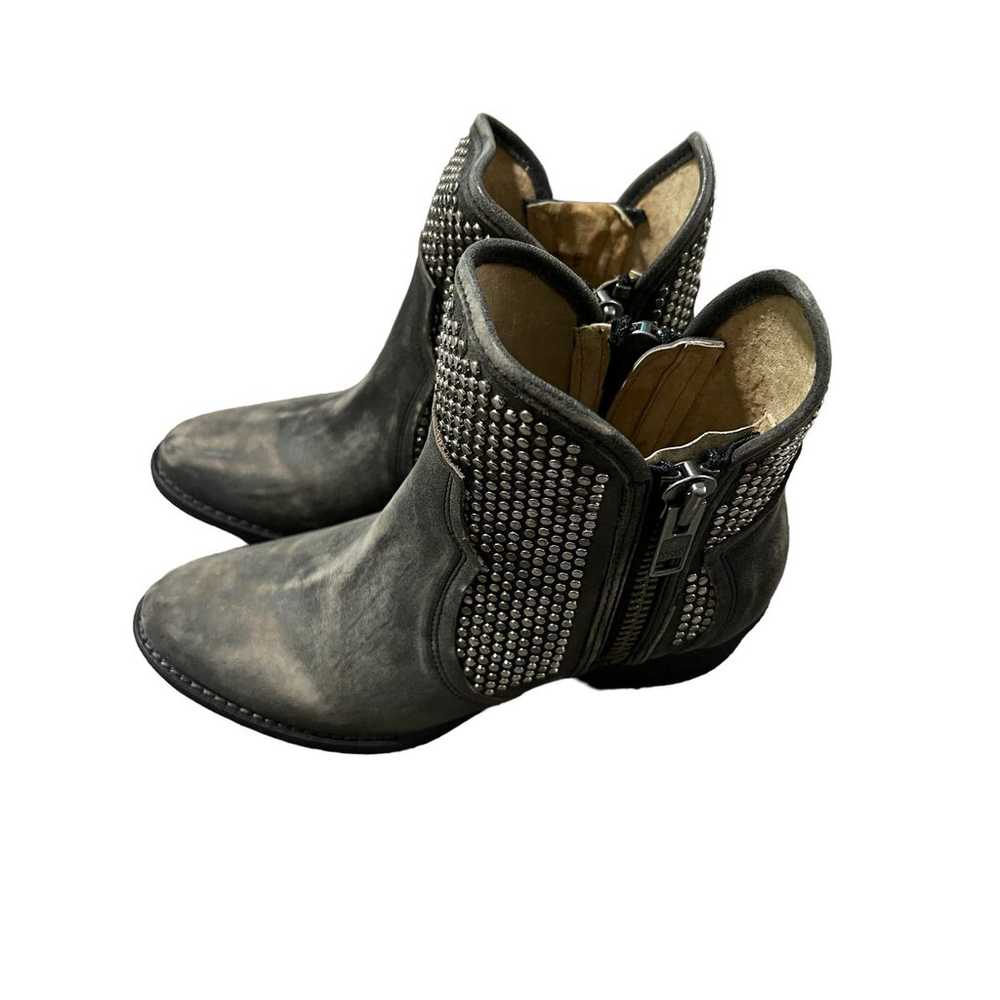 Circle G Women's Zipper and Studded Booties Round… - image 2