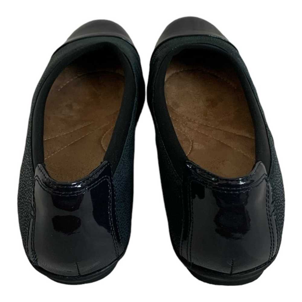Women's Shoes CLARKS Flats Navy Blue Patent Leath… - image 4