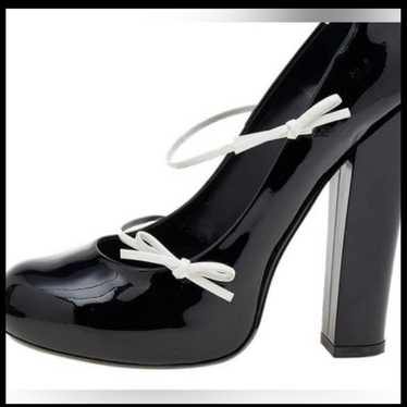 COSMOPOLITAN BOWKNOT Louis inspired HEELS Black/W… - image 1