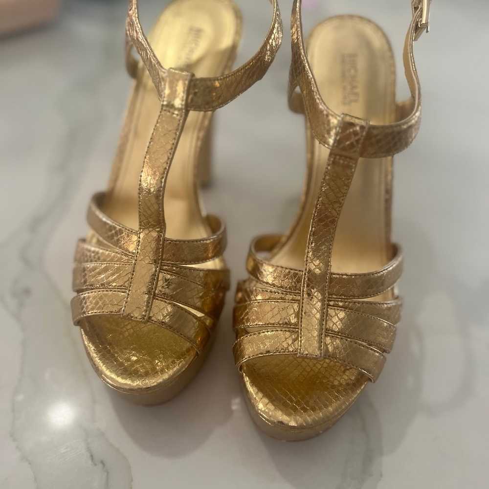 gold platform heels - image 2