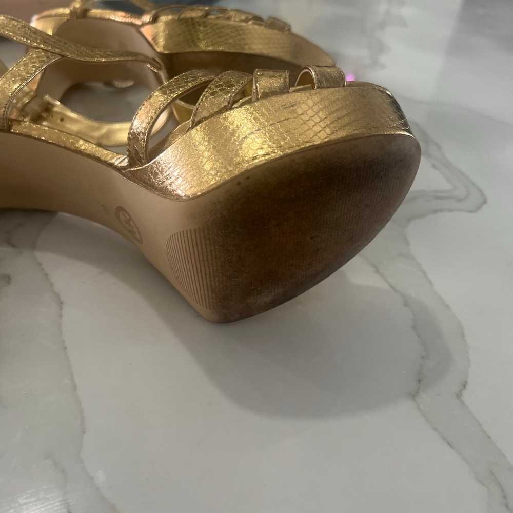 gold platform heels - image 5