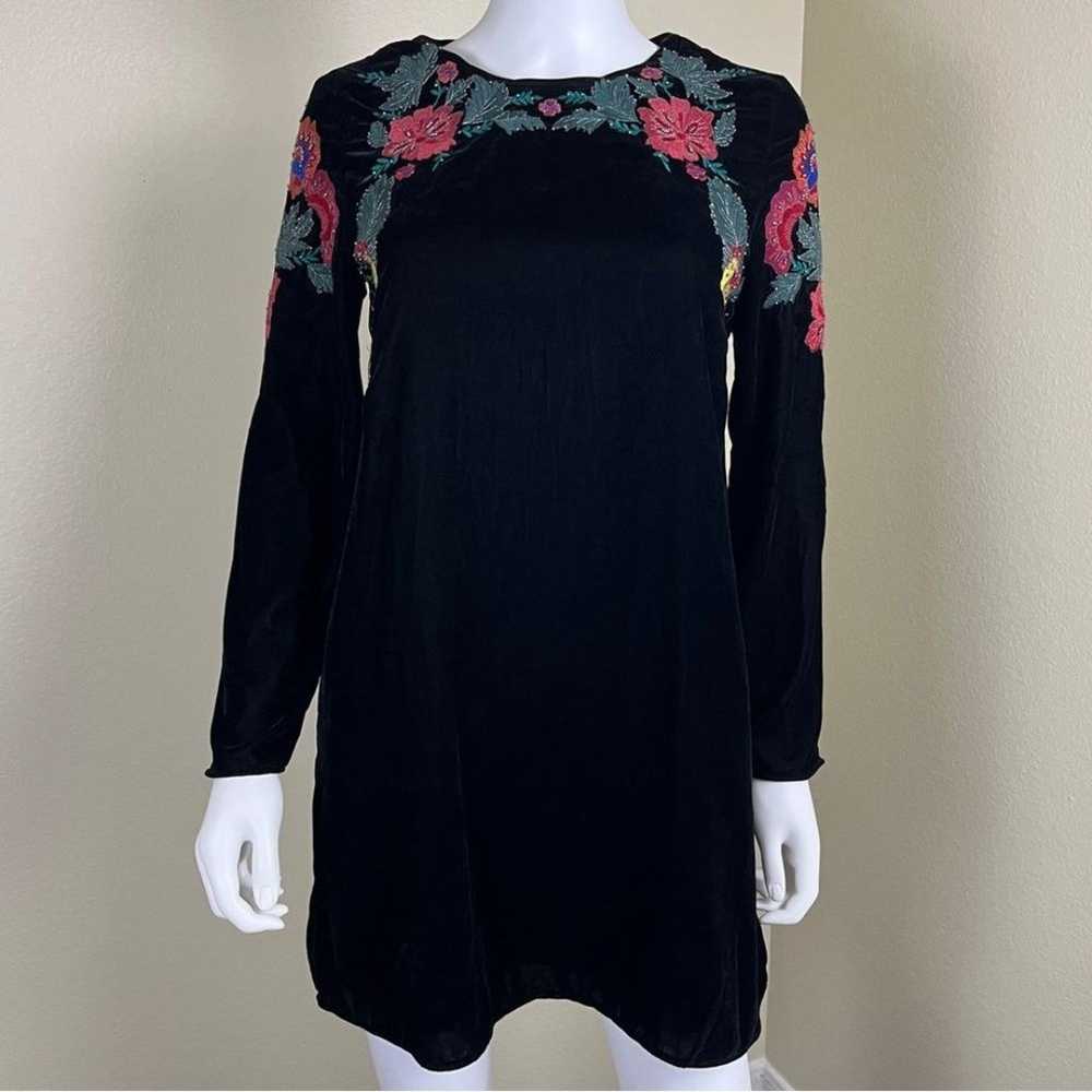 Zara Women’s Size M Black Velvet Floral Embroider… - image 6
