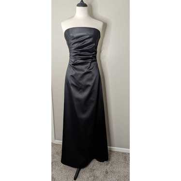 Full Length Strapless Black Evening Gown Size 8 - image 1