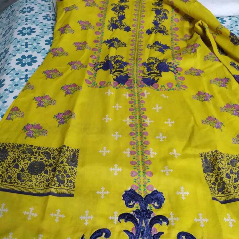 Desi Wear Indian/Pakistani Lawn Suit Size ‘L’ - image 2