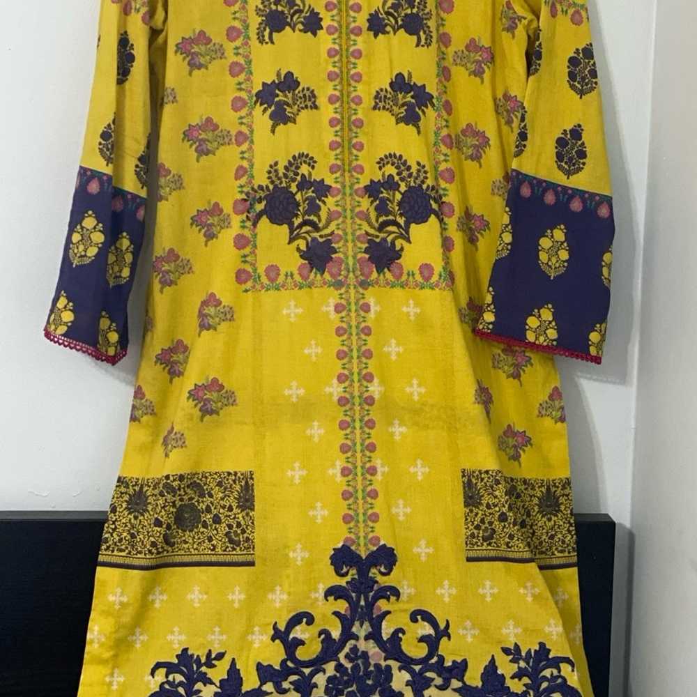 Desi Wear Indian/Pakistani Lawn Suit Size ‘L’ - image 3
