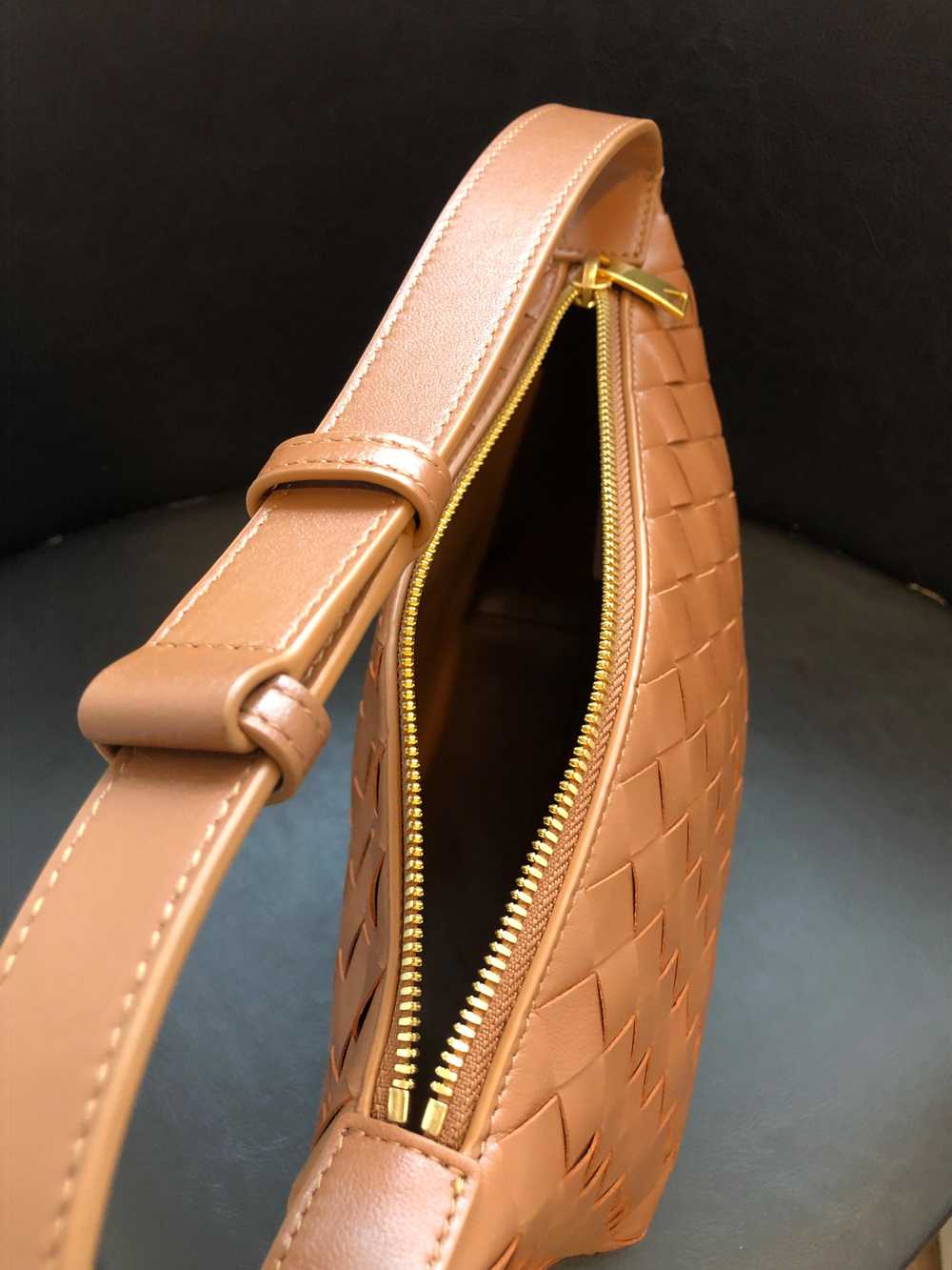 Product Details Bottega Veneta Mini Wallace Intre… - image 6