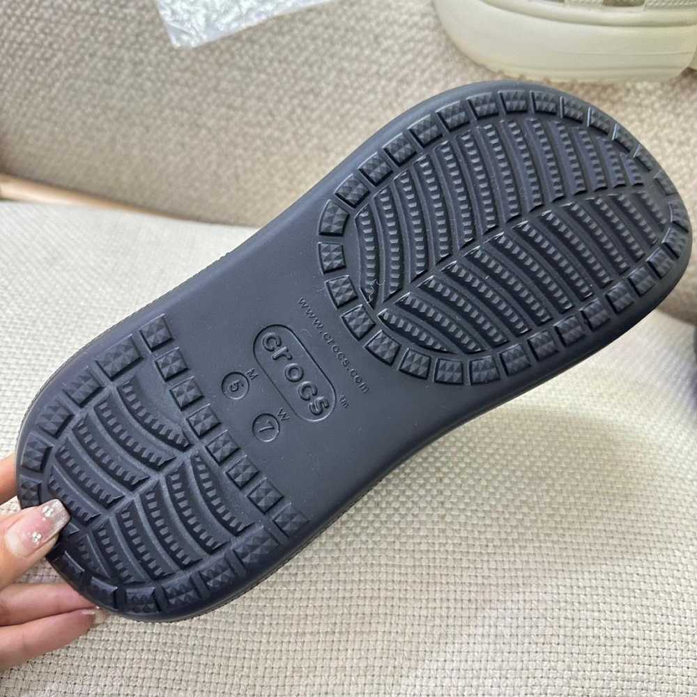 Crocs Flip flops - image 12