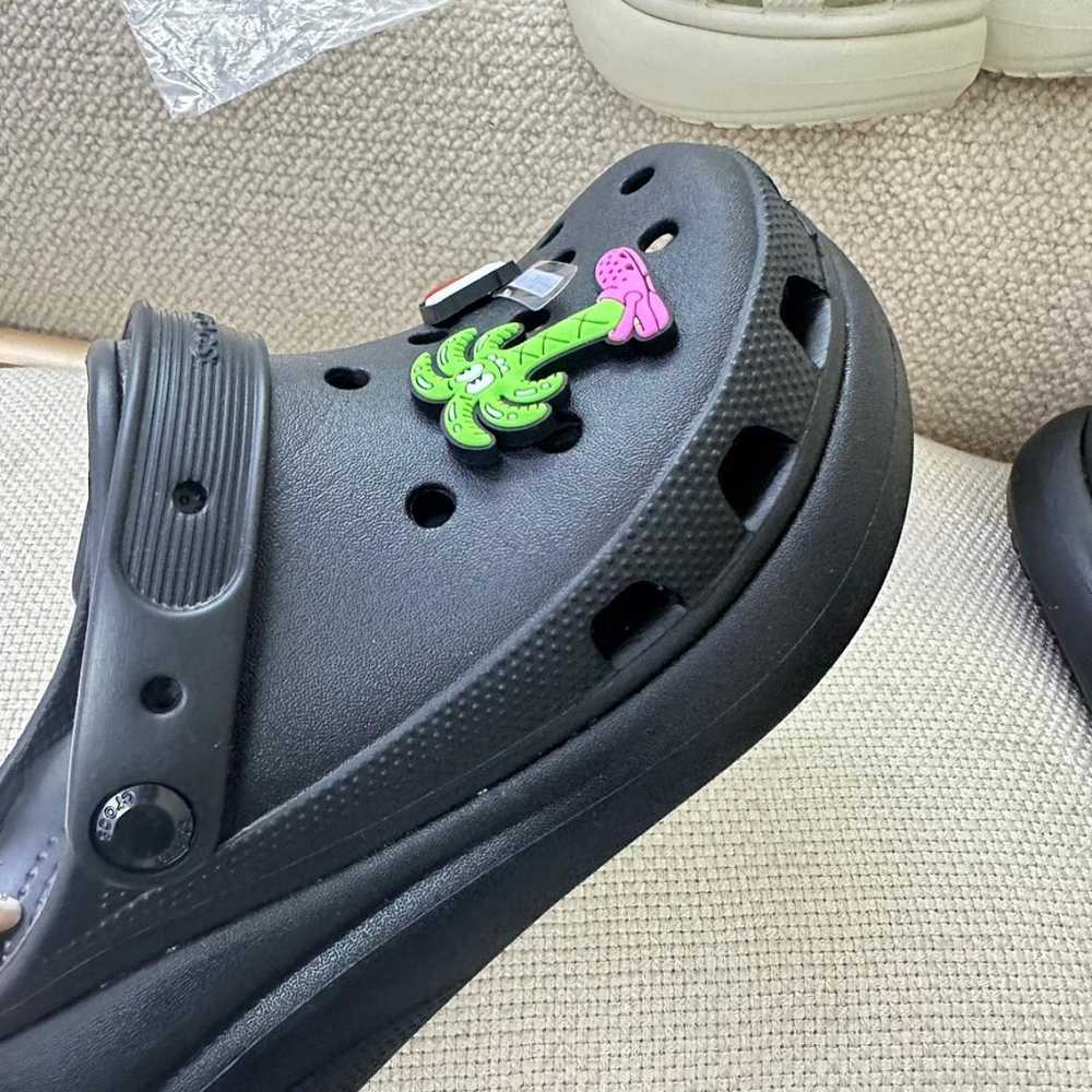 Crocs Flip flops - image 9