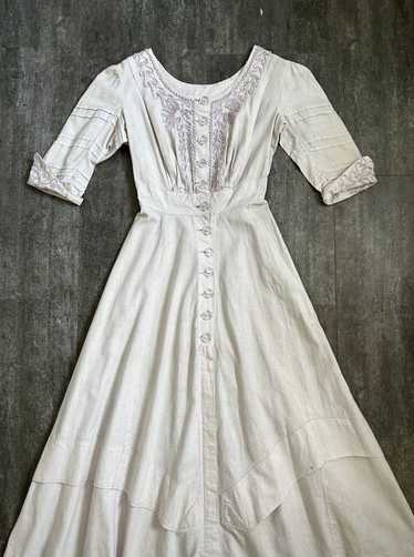 1900s antique dress . vintage Edwardian linen dres