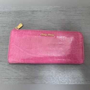 Authentic Miu Miu Wallet - image 1
