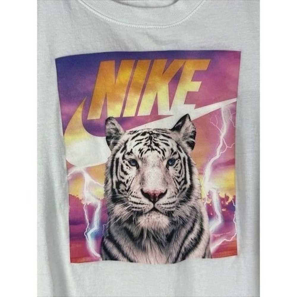 NIKE Sportswear NSW Wild White Tiger Animal Cat S… - image 2