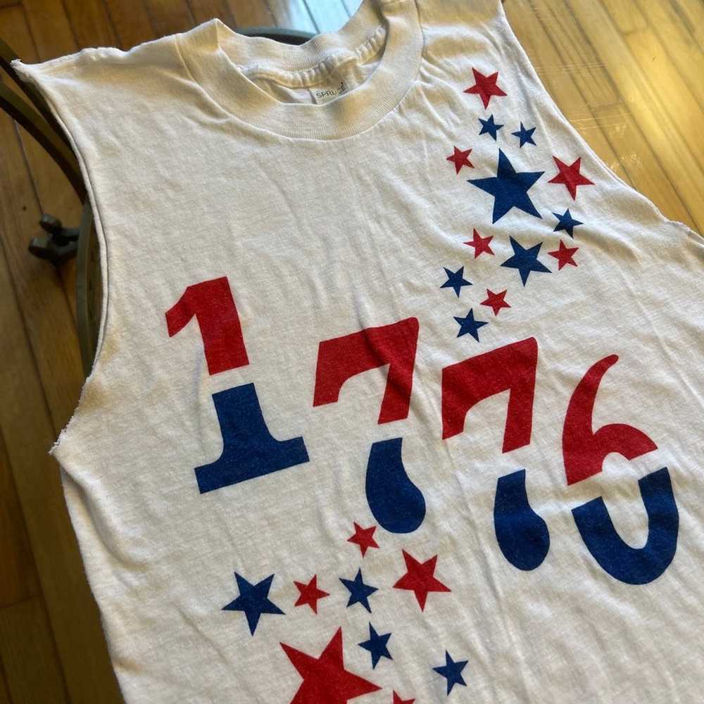 Vintage 1776 Cut-off graphic tee Size Small - image 1