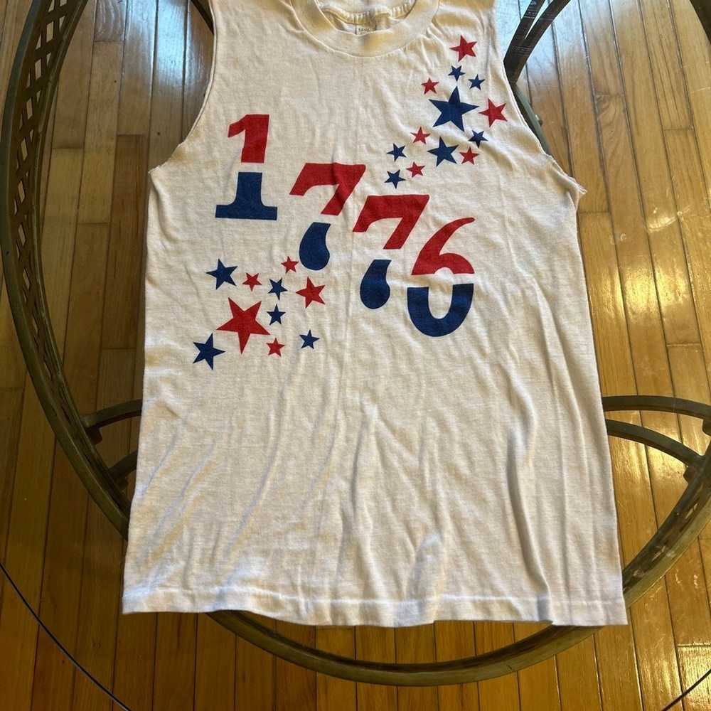 Vintage 1776 Cut-off graphic tee Size Small - image 3