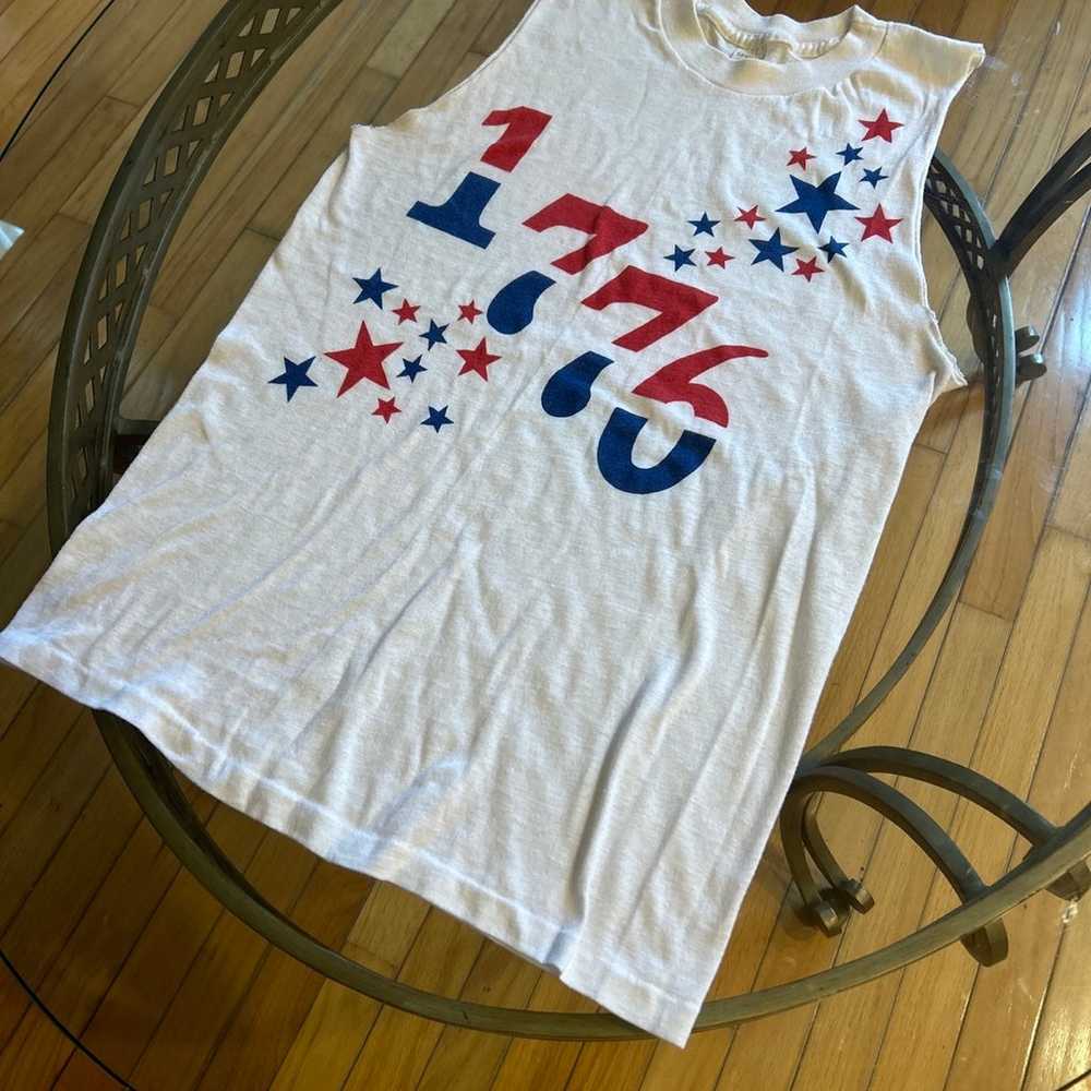 Vintage 1776 Cut-off graphic tee Size Small - image 4