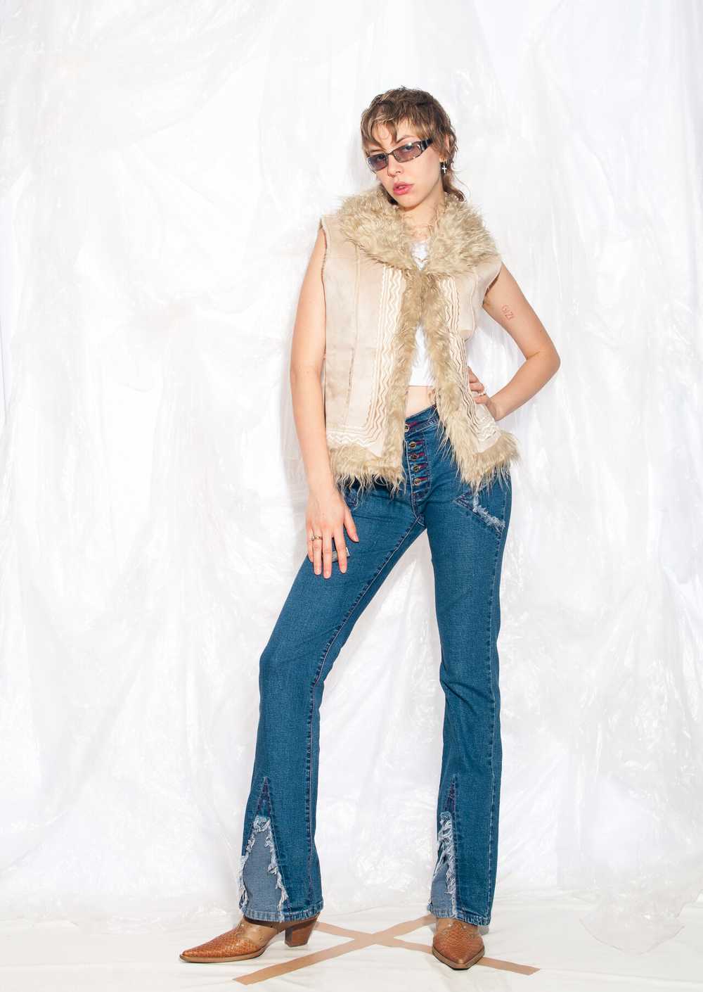 Vintage Y2K Faux Shearling Vest in Beige Faux Fur… - image 1