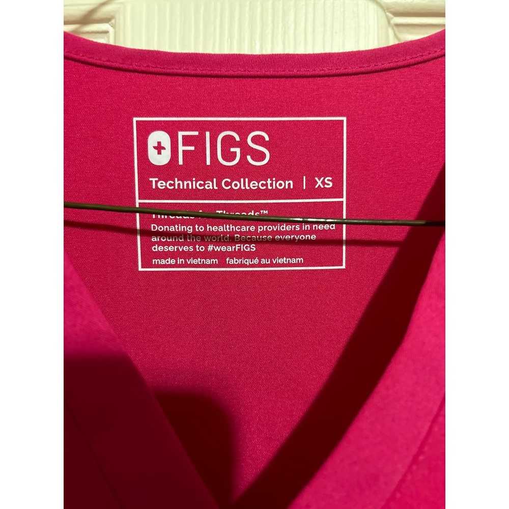 Figs Casma Top Hot Pink XS - image 2