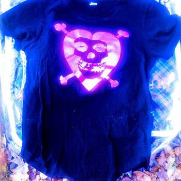 Misfits Pink Foil Heart Skull Ladies Girly Shirt M - image 1