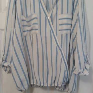 Blouse white and light blue - image 1