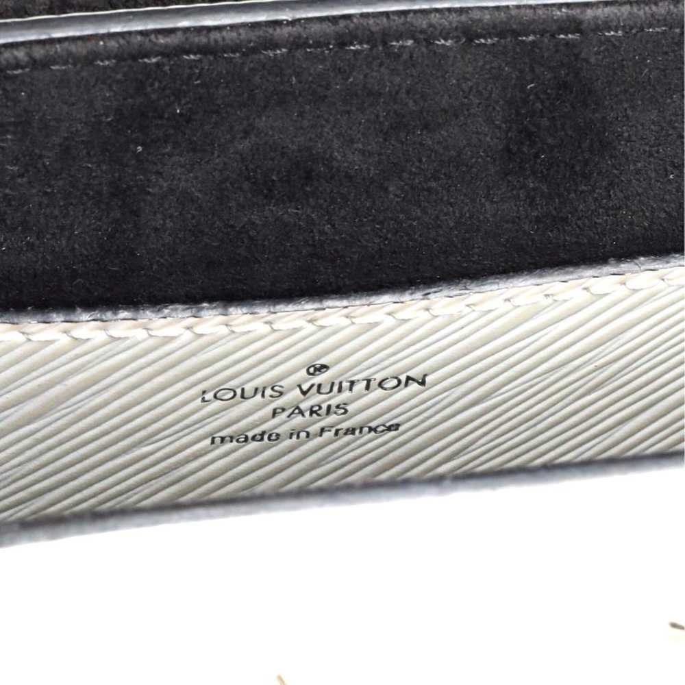 Louis Vuitton Leather crossbody bag - image 12