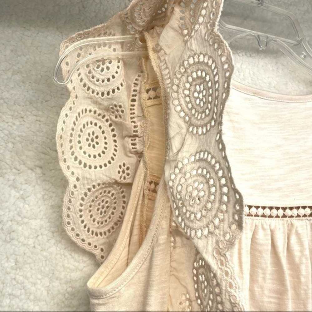 Flutter Sleeve Flowy Blouse- Size Small- Cream - image 6