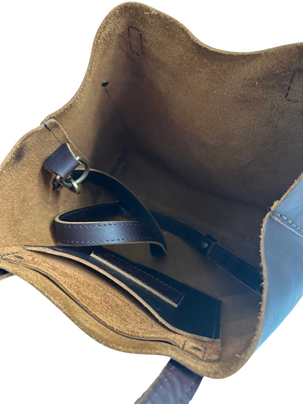Portland Leather 'Almost Perfect' Medium Crossbod… - image 6