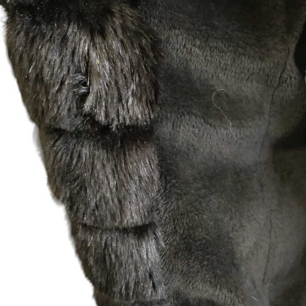 Roiii Winter Coat Luxury Women's Faux Fur Hooded … - image 10