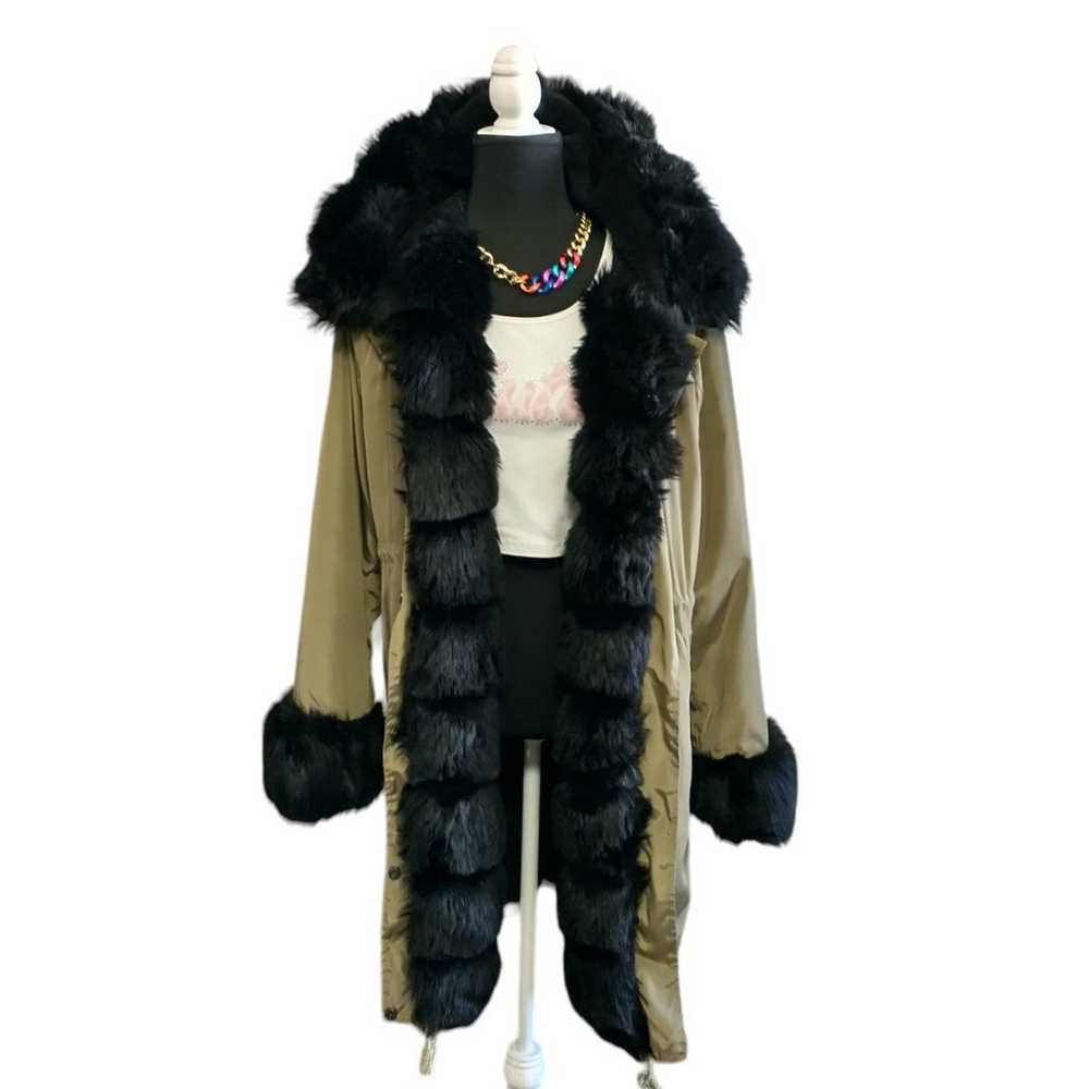 Roiii Winter Coat Luxury Women's Faux Fur Hooded … - image 3