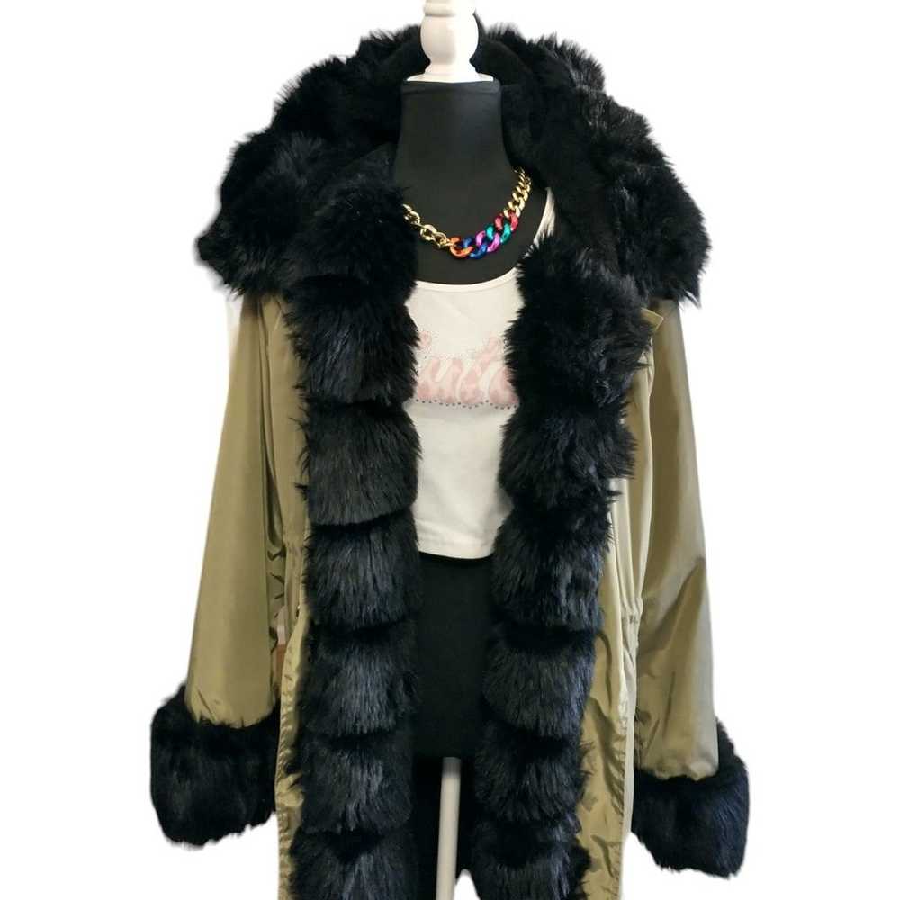 Roiii Winter Coat Luxury Women's Faux Fur Hooded … - image 4