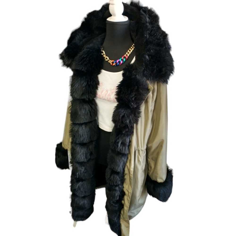 Roiii Winter Coat Luxury Women's Faux Fur Hooded … - image 7
