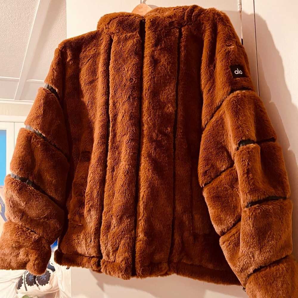 Alo knock out faux fur jacket - image 6
