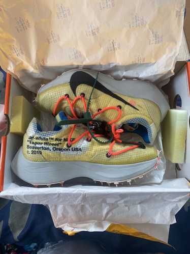 Nike off-white vapor street