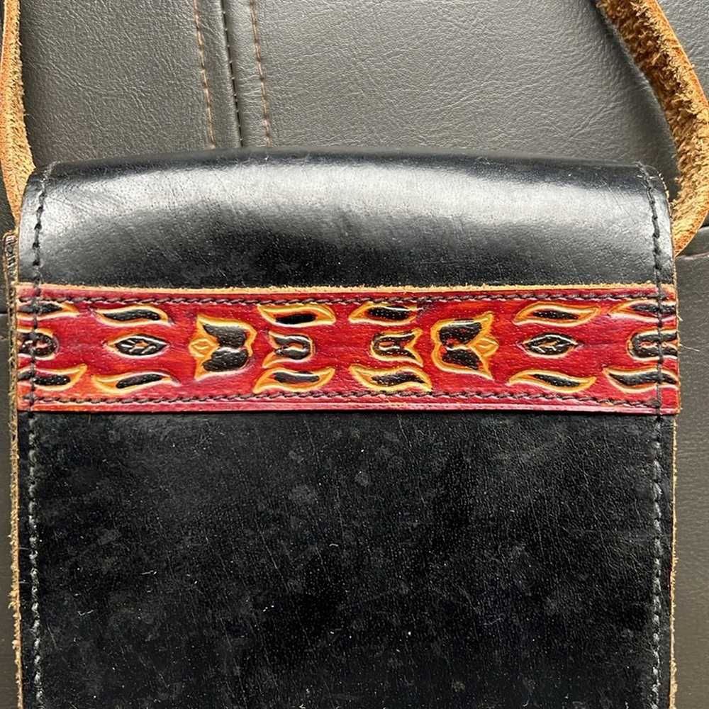 Vintage Handmade Black Tooled Leather Camera Cros… - image 4
