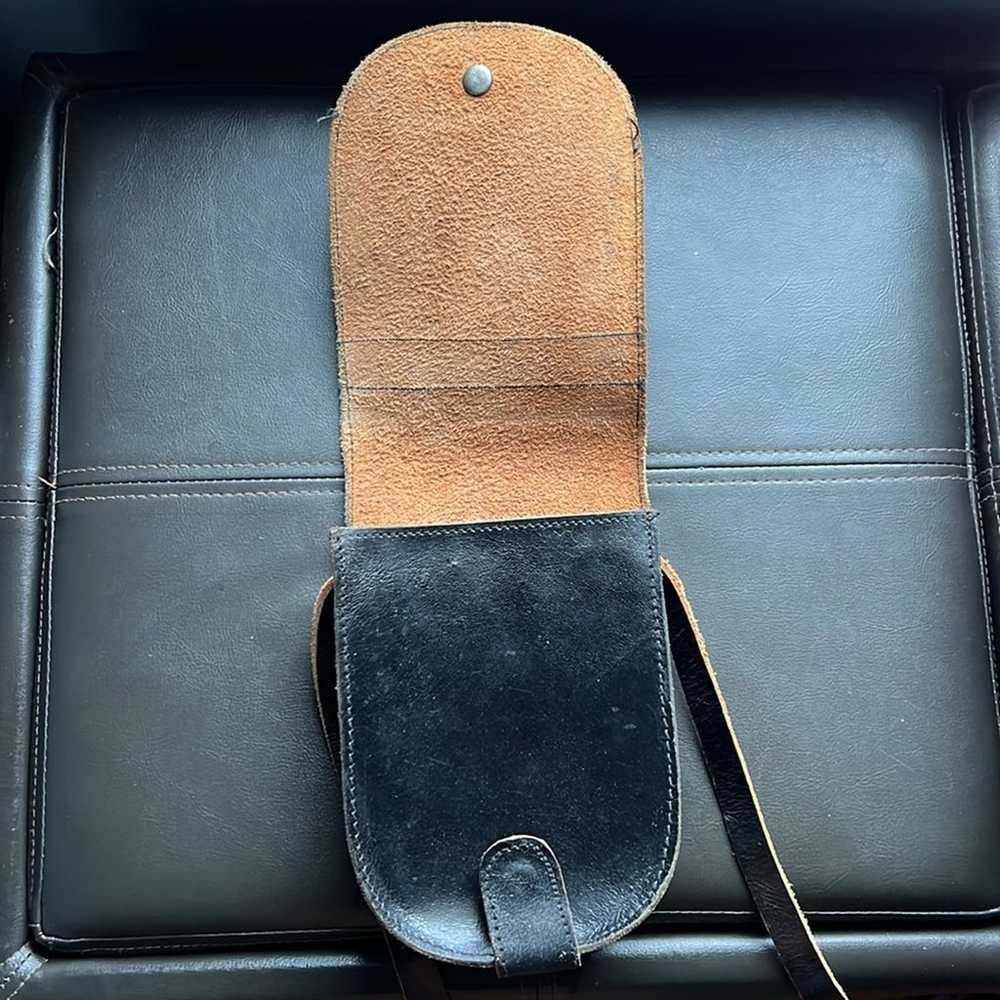 Vintage Handmade Black Tooled Leather Camera Cros… - image 7