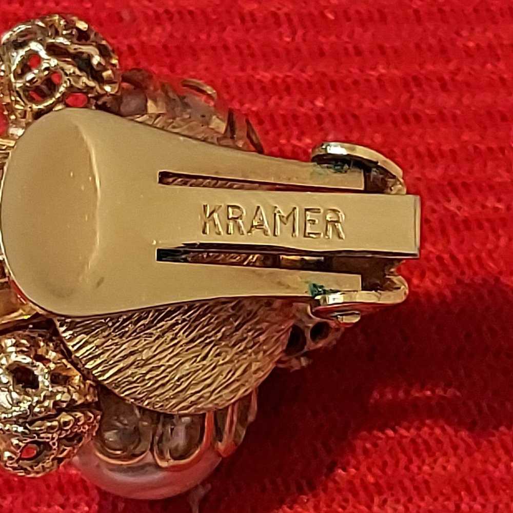 Vintage Vintage Kramer Gold Tone and Faux Pearls … - image 3