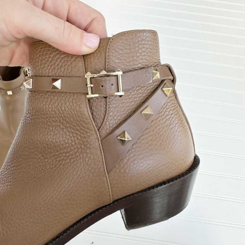 Valentino Garavani Rockstud leather ankle boots - image 9