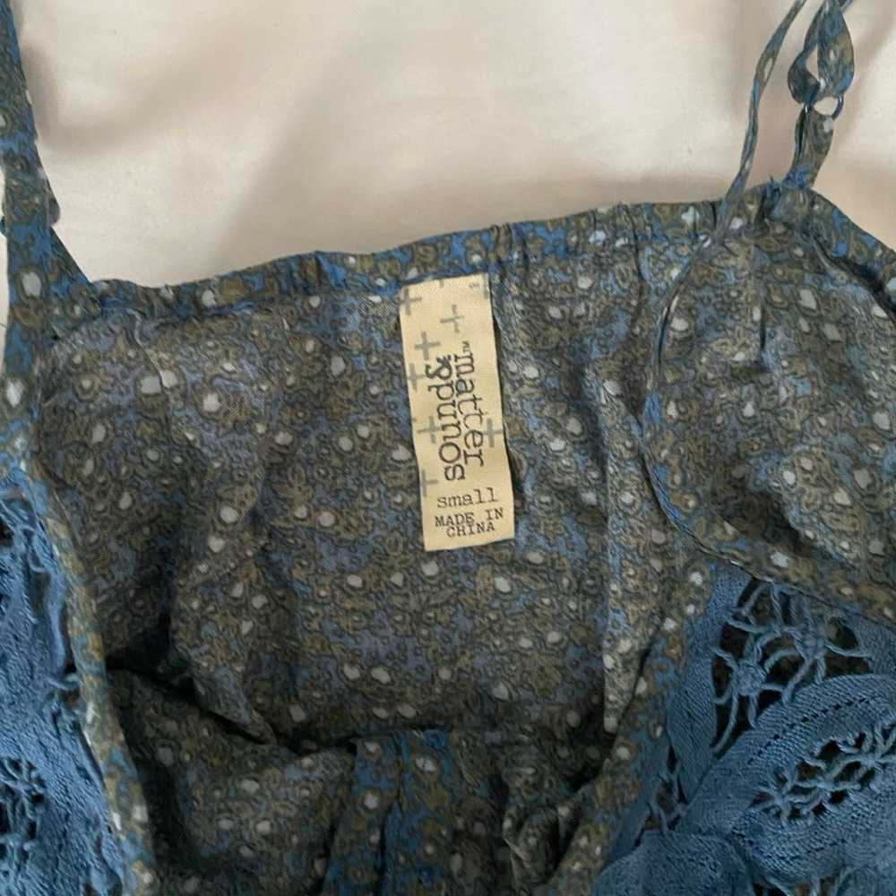 Vintage lacey blue floral blouse - image 3