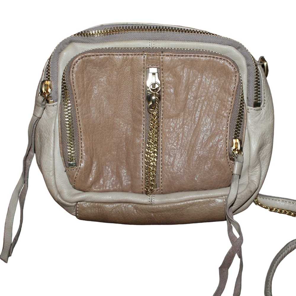 Bag Kelsie Dagger Tan Leather Purse - image 1