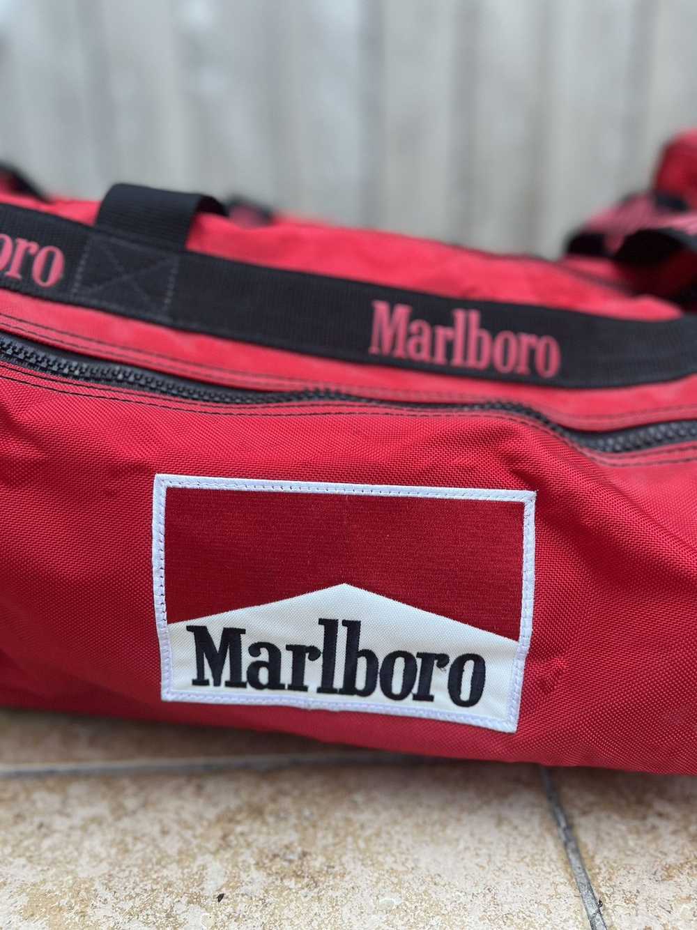 Marlboro × Vintage Vintage Marlboro duffle - image 2