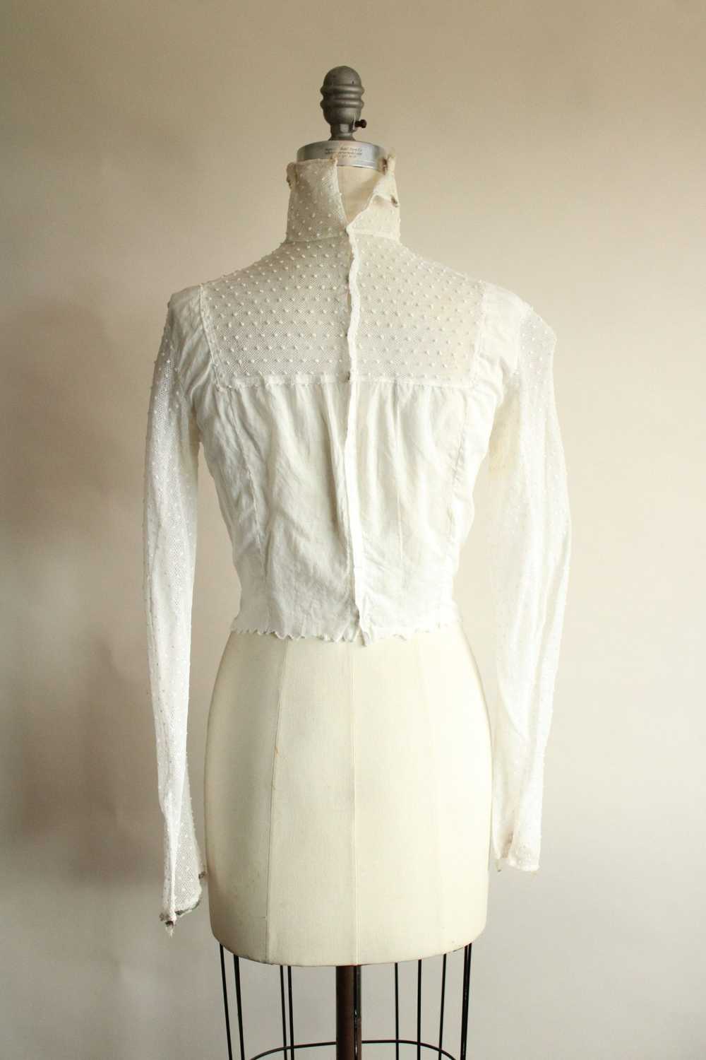 Vintage Antique 1900s Blouse In White With Lace F… - image 8