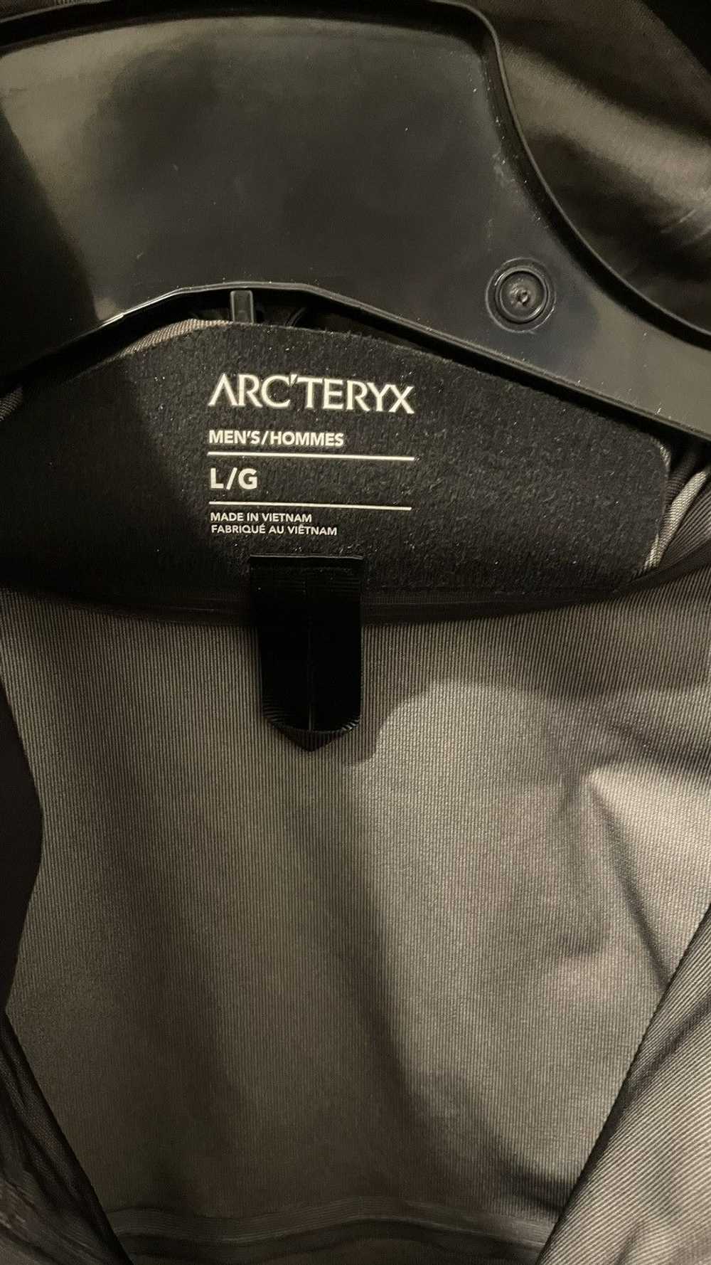 Arc'Teryx Arcteryx Beta Lt Jacket - image 4