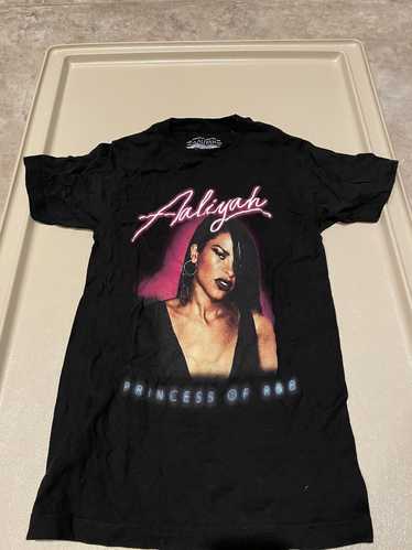 Streetwear Aaliyah Graphic T-Shirt Size XS - image 1