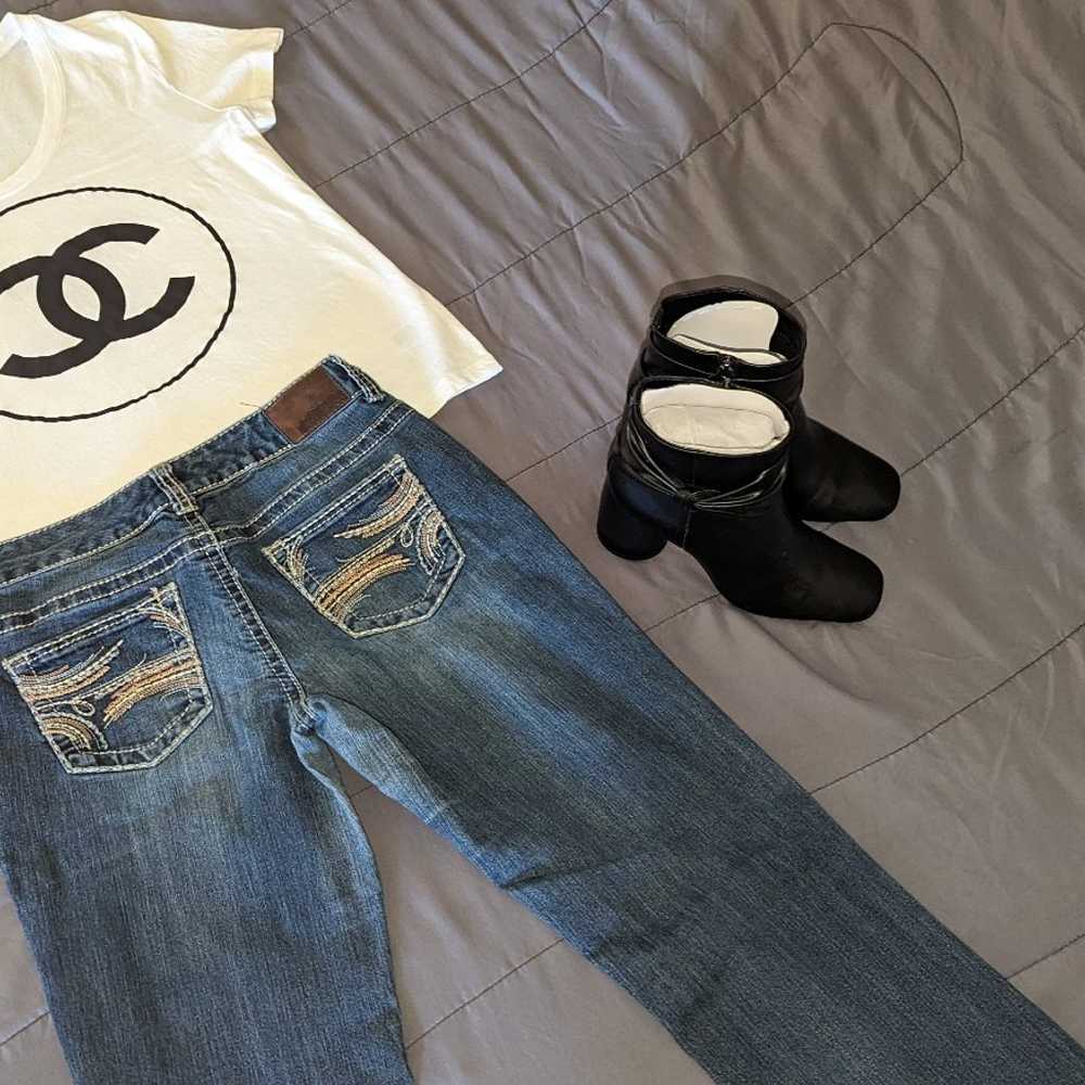 Coco Chanel Outfit - image 7