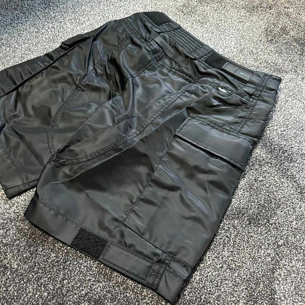 1017 ALYX 9SM 1017 ALYX 9SM Tactical Shorts Black - image 11